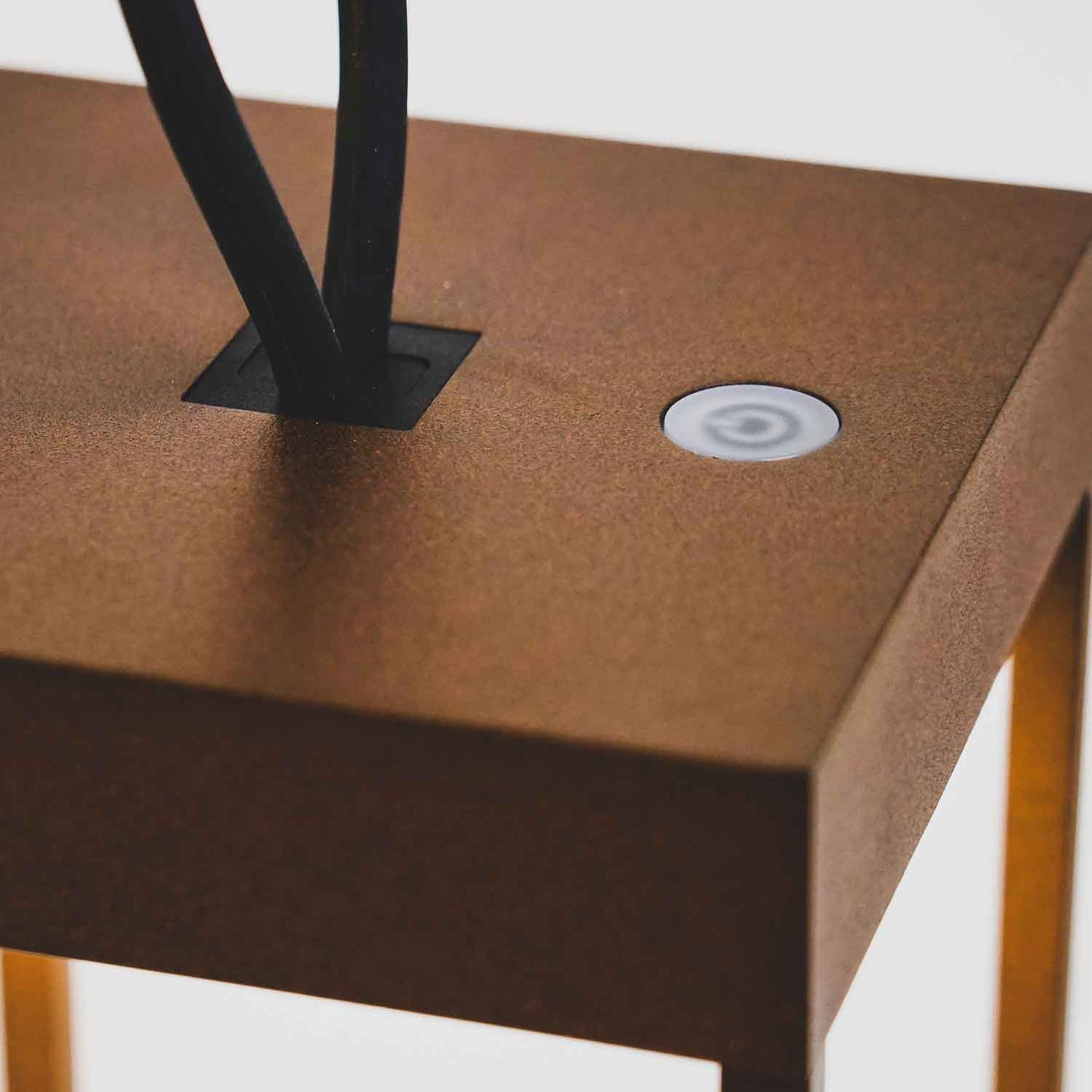 LED LAMPI / LJÓSKER - corten stál hæð 30 cm